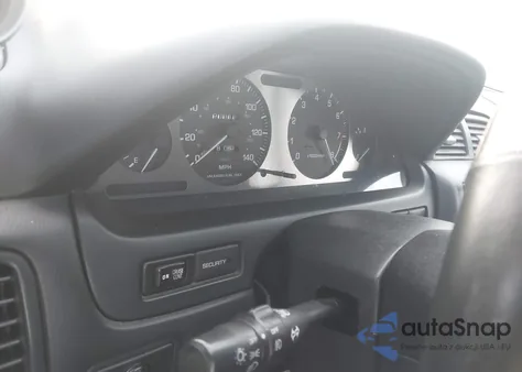 1995 Nissan Maxima Gle/Gxe/Se z USA, uszkodzony, nr VIN JN1CA21D4ST022577